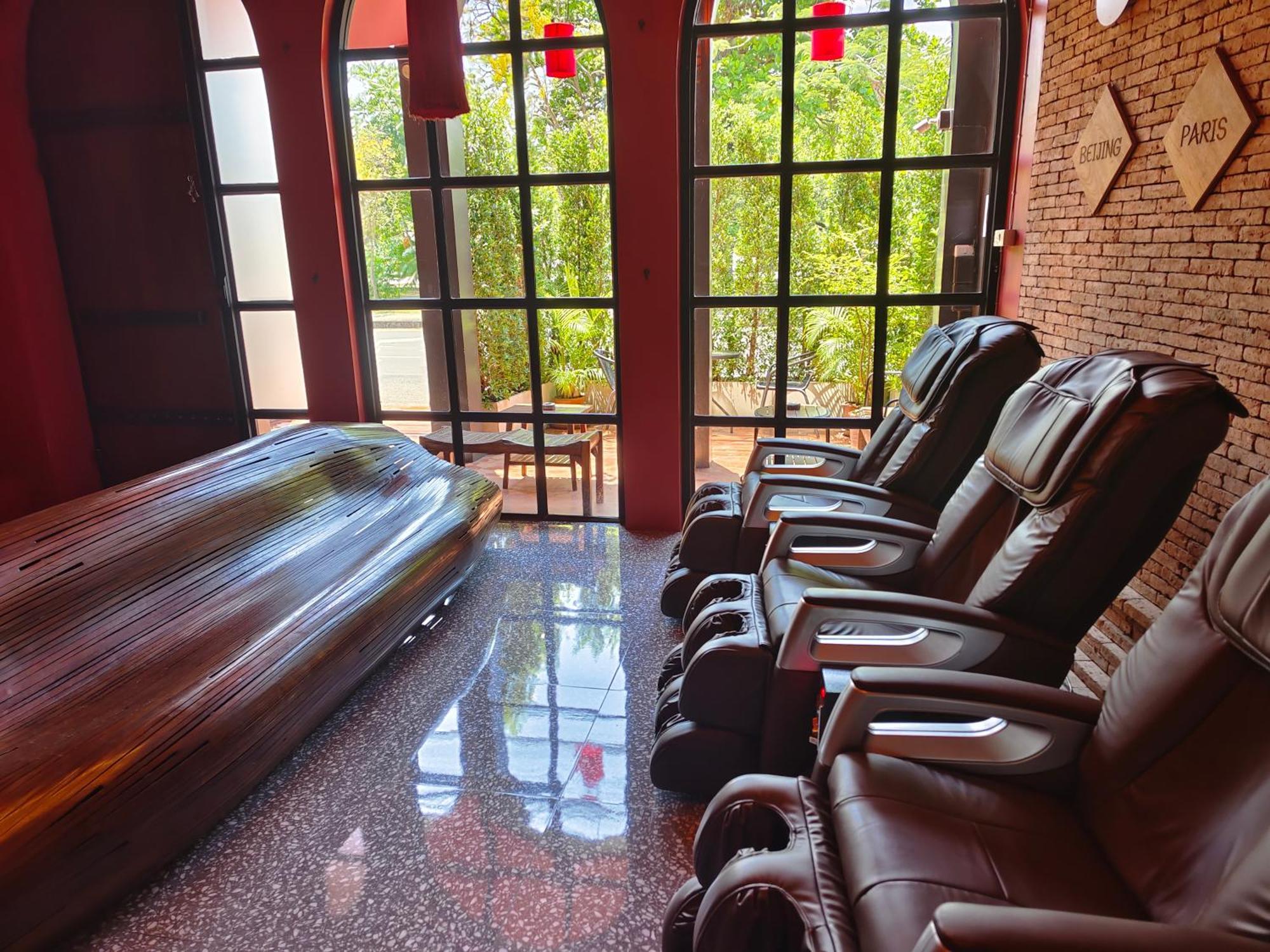 The Guest Arak Boutique Hotel Chiang Mai Buitenkant foto